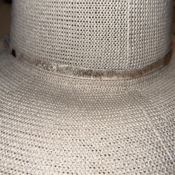 Buckle Women’s Cream Hat - Picture 5 of 6